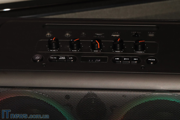 REAL-EL_X-795_portable_acoustics